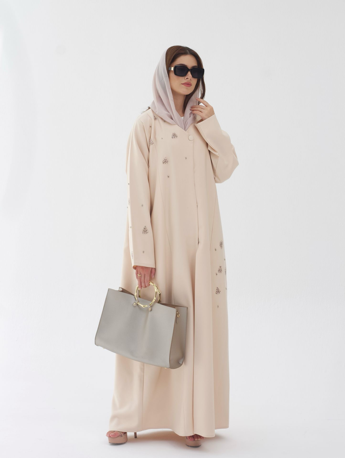 عباية سحر العاج